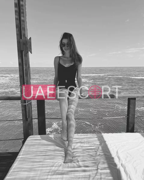 Daniele-604, bust size B, height 168, weight 53, age 20, photo 3