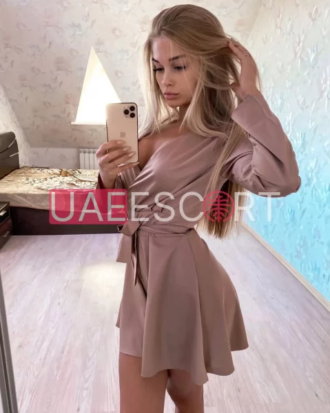 Davina, bust size B, height 167, weight 51, age 26, photo 3