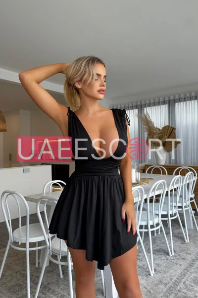 Jeri-129, bust size D, height 167, weight 65, age 19