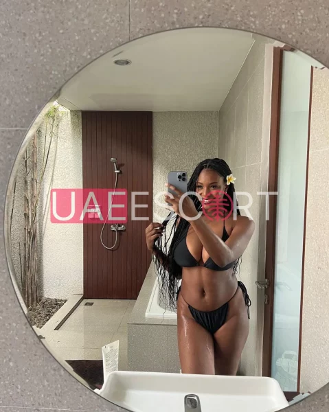 Jess, bust size B, height 178, weight 73, age 23, photo 3