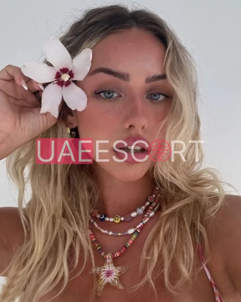 Krystle, bust size B, height 170, weight 53, age 24, photo 4
