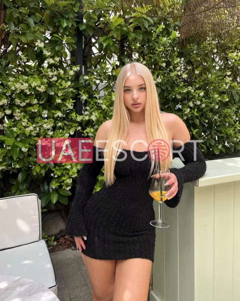 Lossie, bust size C, height 167, weight 62, age 24, photo 3