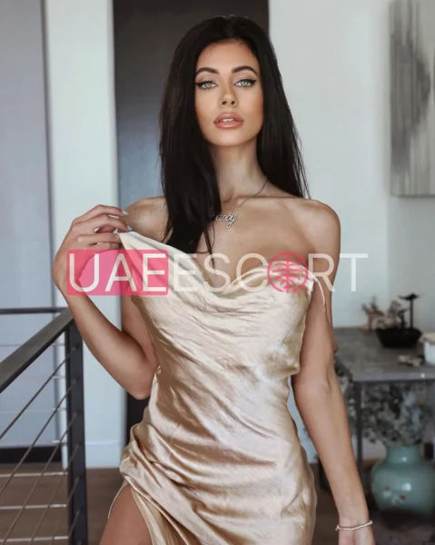 Anika, bust size B, height 170, weight 51, age 28, photo 3