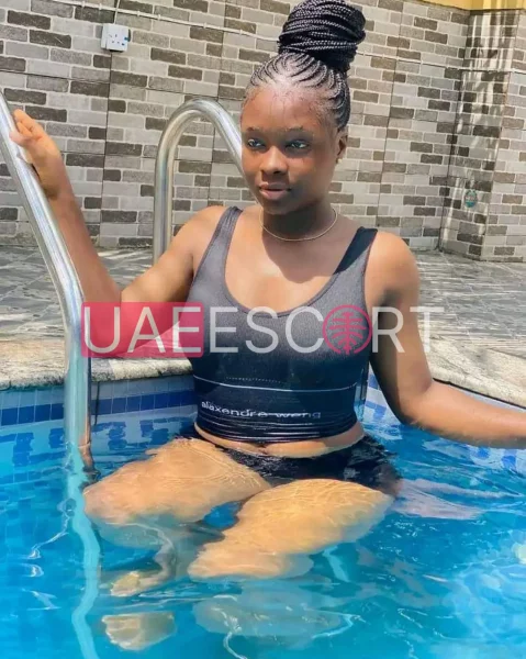 Chanel, bust size B, height 154, weight 55, age 27, photo 3