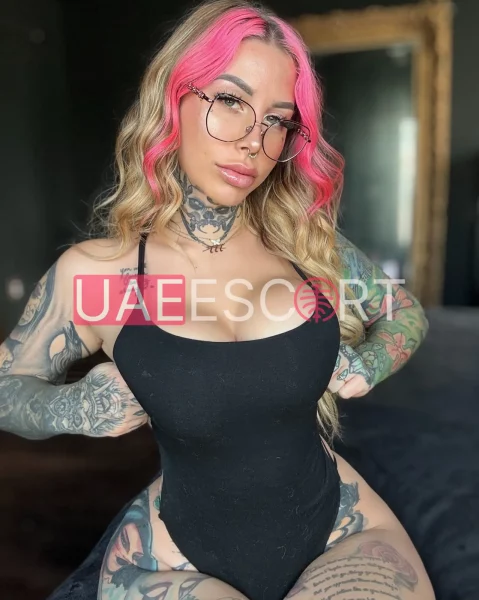 Harley, bust size C, height 169, weight 62, age 28, photo 4