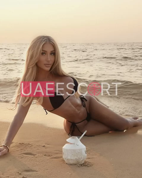 Judi, bust size B, height 163, weight 49, age 28, photo 3