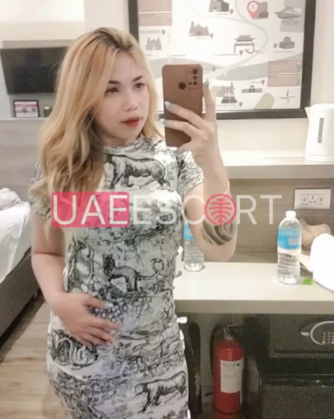 Julianna, bust size B, height 139, weight 140, age 23, photo 5