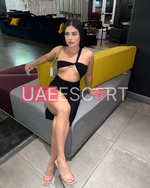 Leila, bust size C, height 168, weight 54, age 27, photo 3