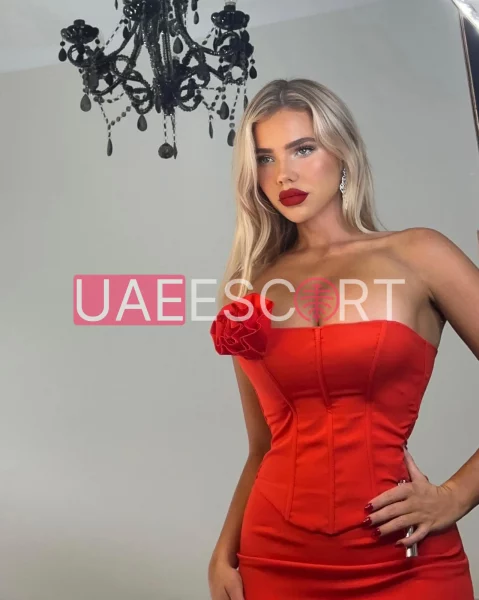 Linnea, bust size C, height 166, weight 58, age 26, photo 4