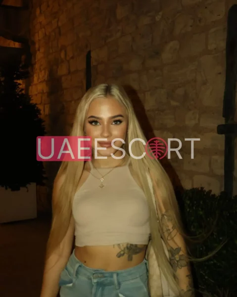 Maddison, bust size A, height 166, weight 53, age 28, photo 4