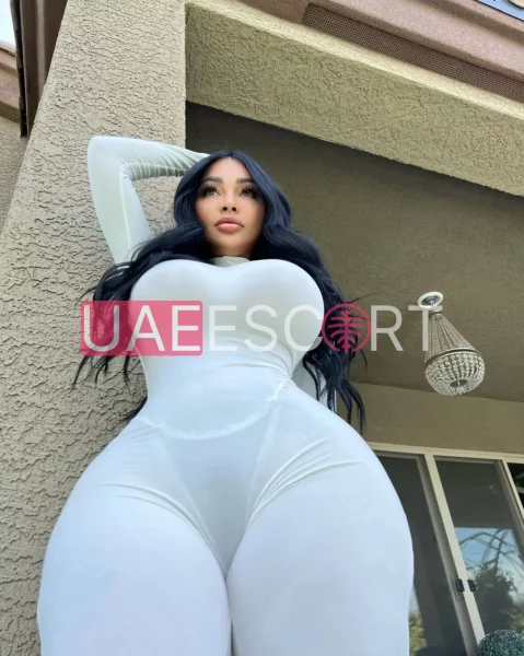 Brittany, bust size C, height 167, weight 49, age 25, photo 3