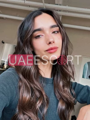 Francesca, bust size B, height 170, weight 51, age 24