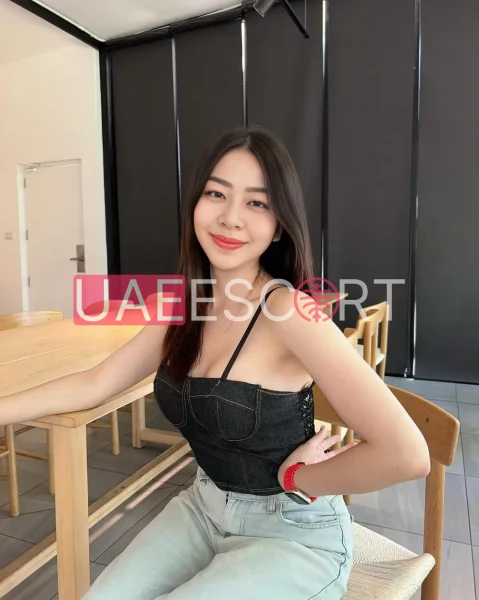 Della, bust size D, height 166, weight 45, age 25, photo 3