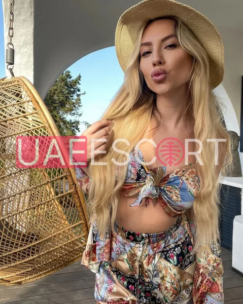 Adela, bust size D, height 170, weight 56, age 22, photo 5