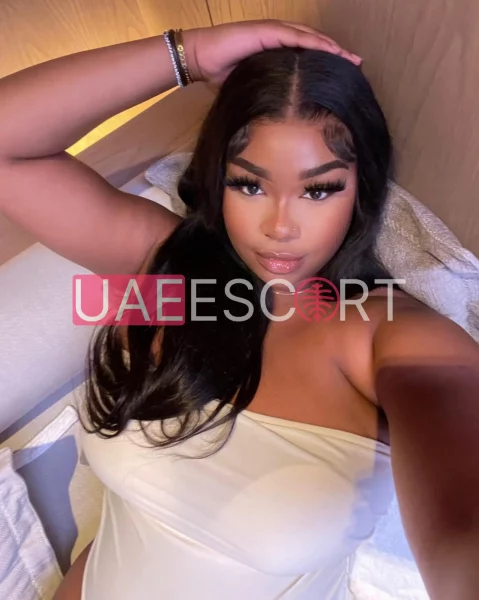 Lexie, bust size C, height 170, weight 70, age 26, photo 4