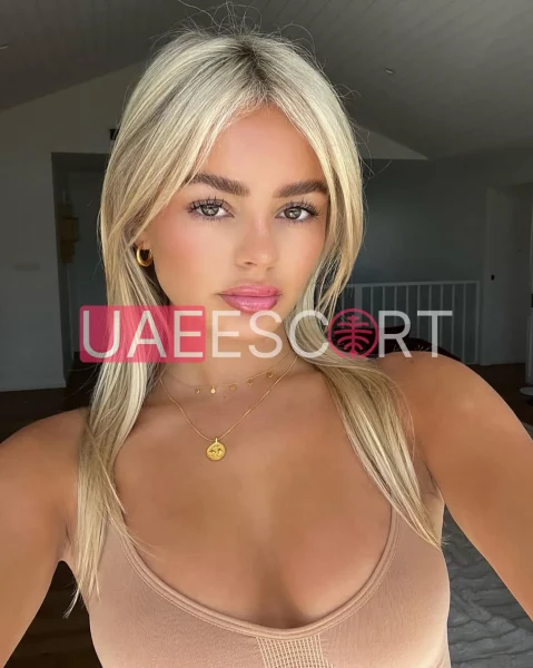 Avery, bust size B, height 169, weight 54, age 24, photo 5