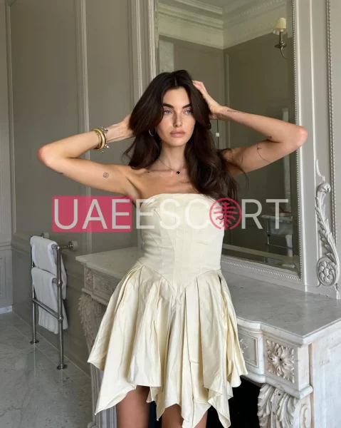 Deborah, bust size B, height 167, weight 52, age 24, photo 9