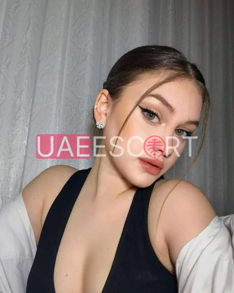 Cleo, bust size B, height 168, weight 54, age 23, photo 4