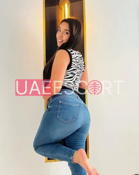 Debra, bust size C, height 179, weight 80, age 19, photo 3