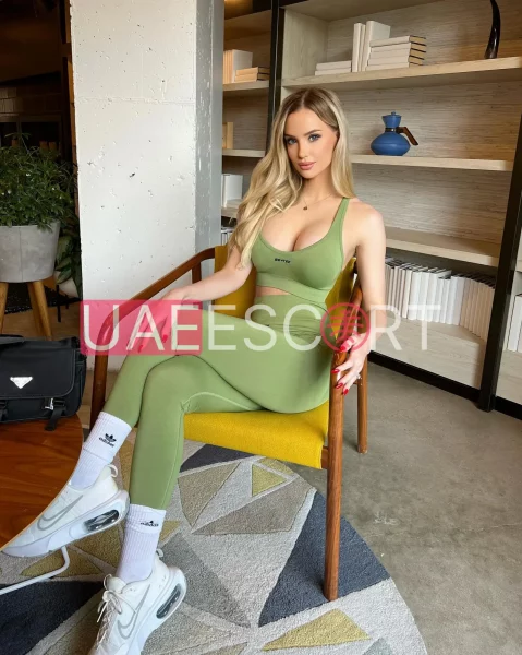 Kali, bust size D, height 166, weight 55, age 26, photo 3