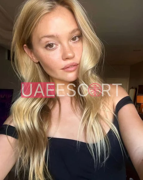 Cari, bust size B, height 168, weight 51, age 23, photo 4