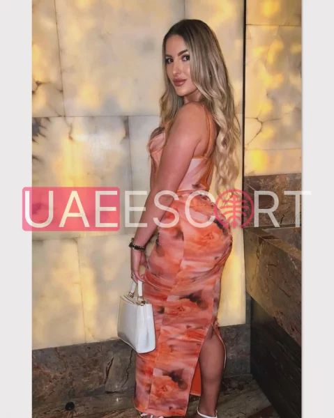 Alaina, bust size C, height 168, weight 54, age 28, photo 8