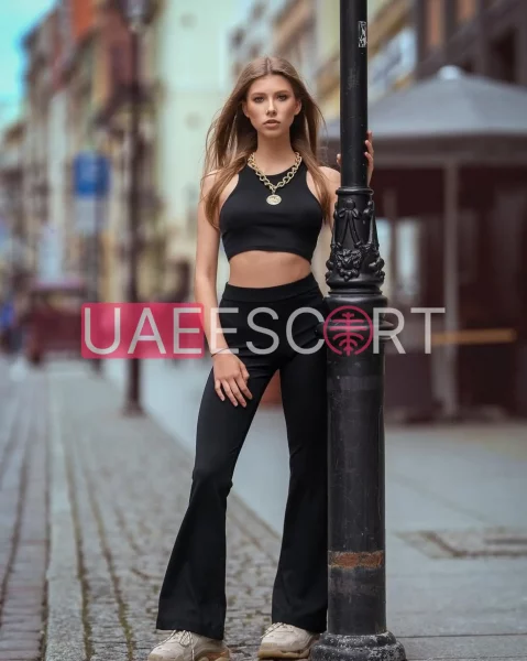 Bettina, bust size B, height 170, weight 53, age 26, photo 6