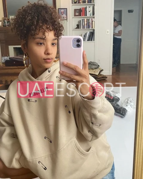 Cass, bust size B, height 153, weight 49, age 24, photo 6