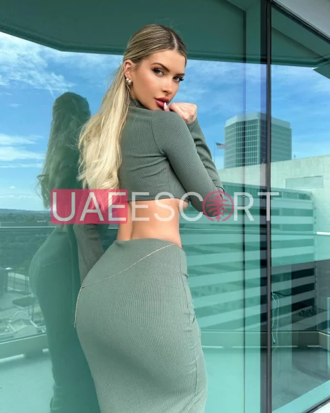 Erin, bust size D, height 169, weight 56, age 26, photo 5