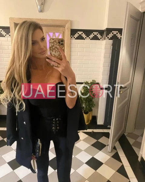 Mallory, bust size C, height 170, weight 54, age 28, photo 6