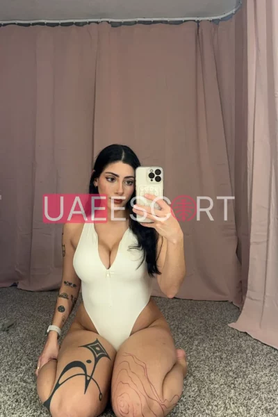 Adria, bust size B, height 170, weight 50, age 28
