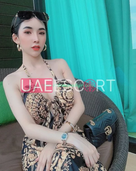 Loy, bust size C, height 166, weight 49, age 24, photo 3