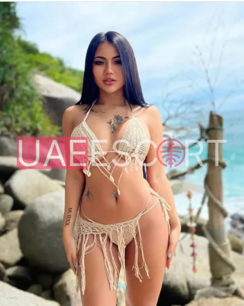 Cloe, bust size C, height 177, weight 67, age 24, photo 12
