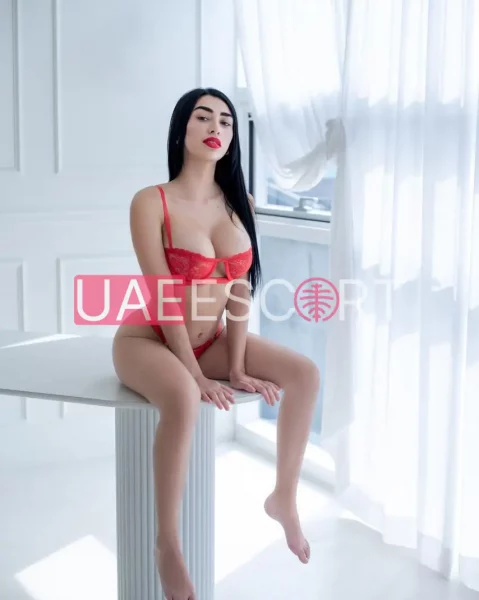 Camila, bust size C, height 154, weight 49, age 24, photo 5