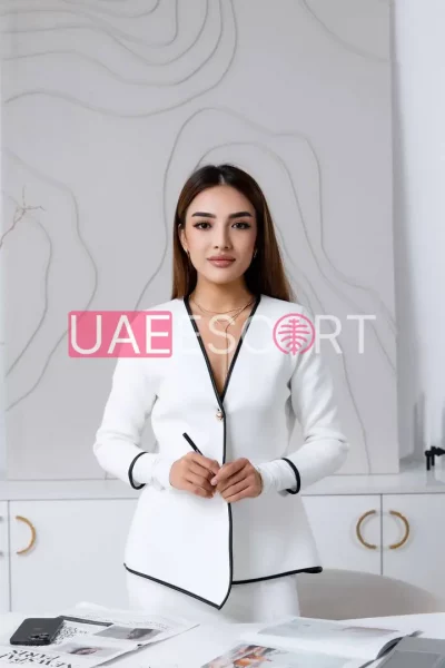 Nura, bust size B, height 170, weight 52, age 25