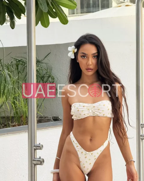 Jess, bust size B, height 175, weight 51, age 21, photo 5