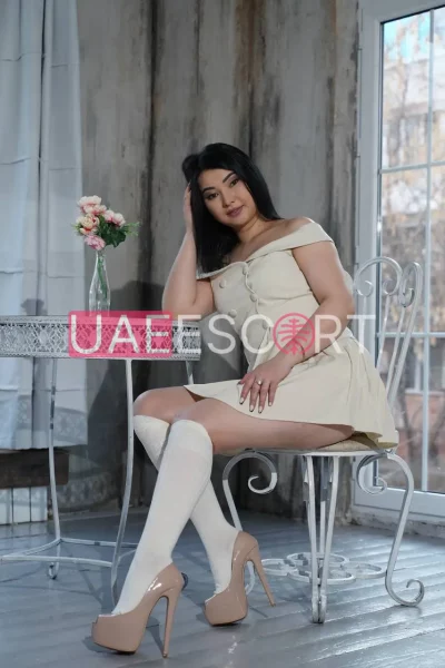 Olya, bust size B, height 168, weight 60, age 32