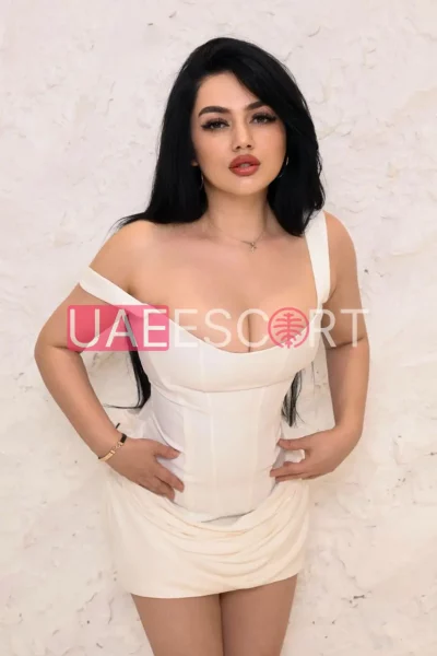 Liana, bust size D, height 161, weight 60, age 37