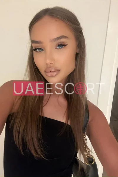 Erna, bust size B, height 168, weight 50, age 24