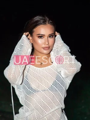Aisha , bust size B, height 160, weight 55, age 27