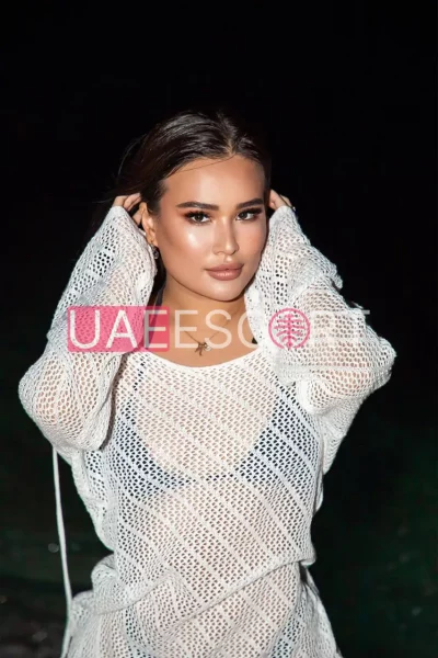 Aisha, bust size B, height 160, weight 55, age 27