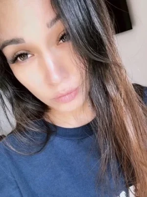 Amy, bust size , height 170, weight 74, age 26