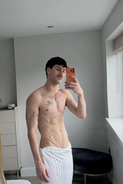 Alfonso, bust size , height 190, weight 79, age 25