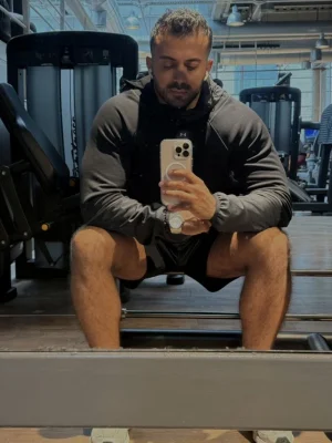 Alp, bust size , height 183, weight 86, age 29