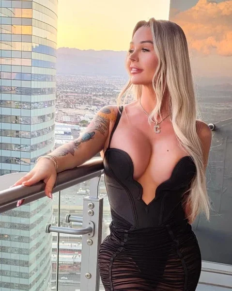 Kelsey, bust size C, height 170, weight 77, age 27, photo 37