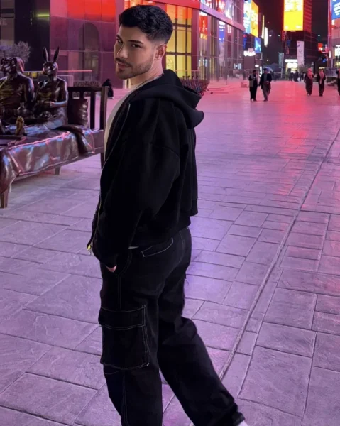 Baran, bust size , height 185, weight 77, age 24, photo 7