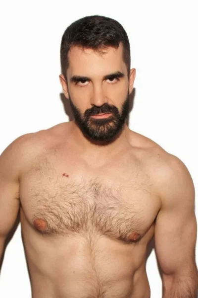 Bernard, bust size , height 180, weight 79, age 30