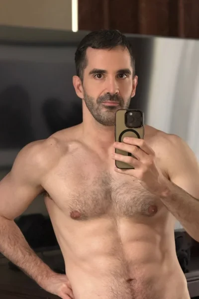 Bernard, bust size , height 180, weight 79, age 30