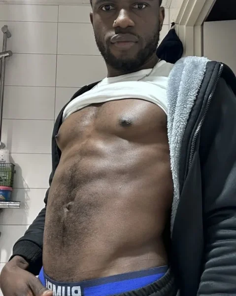 Blake, bust size , height 173, weight 65, age 31, photo 17