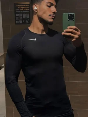 Brennan , bust size , height 183, weight 83, age 24